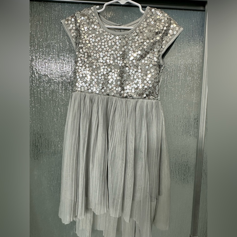 Girl’s formal dress